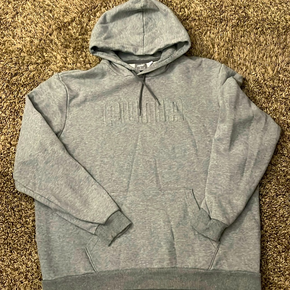 Men’s grey puma hoodie